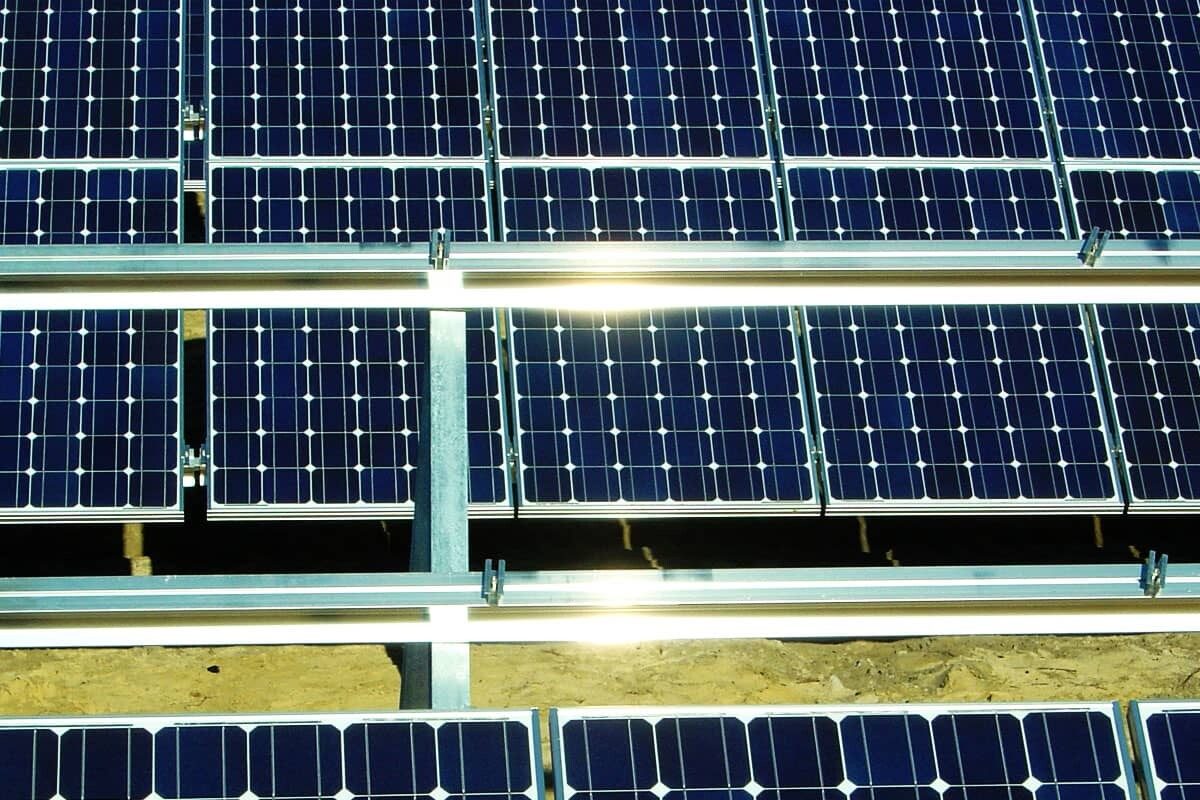 ramada-inn-nj-ground-mount-panels